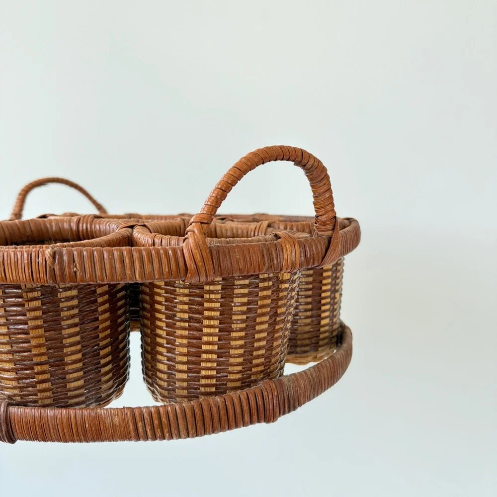 N/A woven wicker